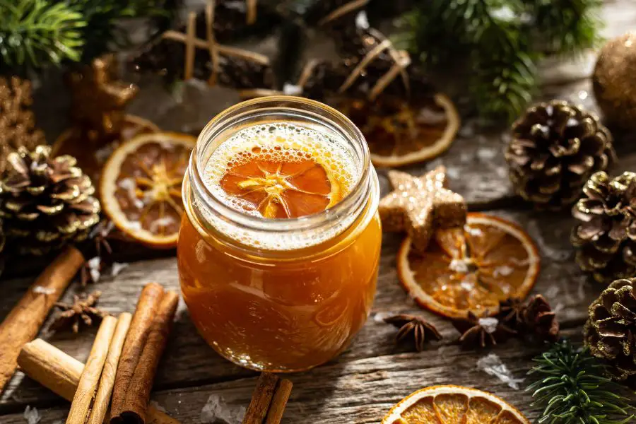 Quel rhum pour rhum arrangé ? Agrumes et épices sont des ingrédients de choix mais attention au temps de macération !